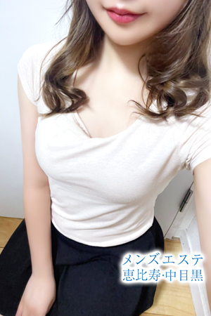 山崎まゆか